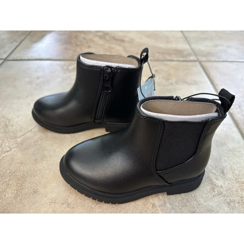 Cat & Jack Girls Black Ankle Boots Size 7 Side Zip Lug Sole NWT